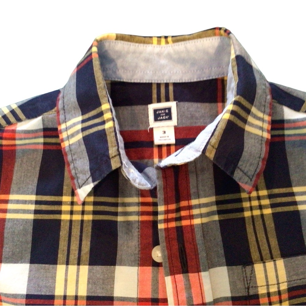 Janie and Jack boys size 3, button up cotton shirt - Picture 2 of 6